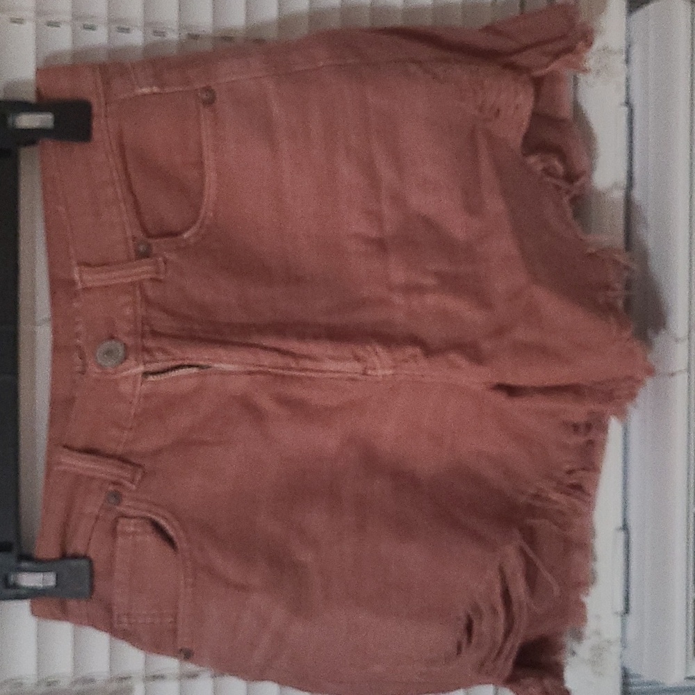 Woman's shorts